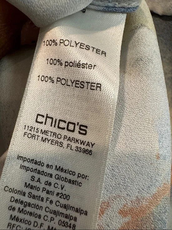 NWT Chico's Indigo Bloom Peasant Floral Tie-Front Blouse Sz 2 (Large) - Picture 7 of 8